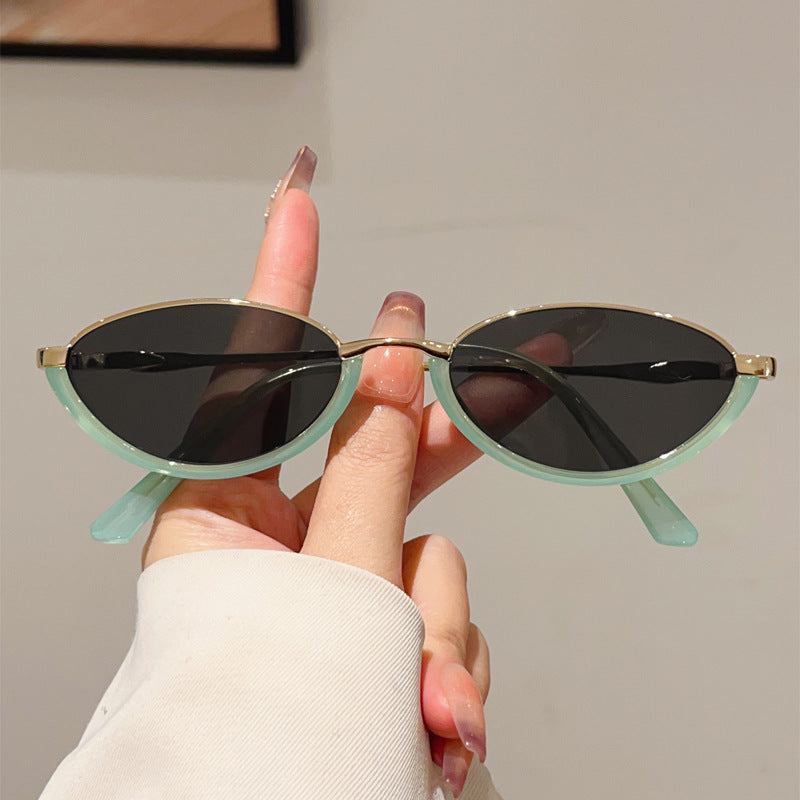 Internet Celebrity Same Triangle Cat's Eye Metal Small Frame Sunglasses