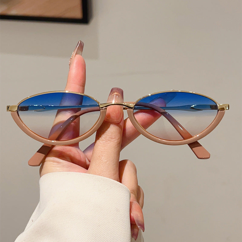 Internet Celebrity Same Triangle Cat's Eye Metal Small Frame Sunglasses